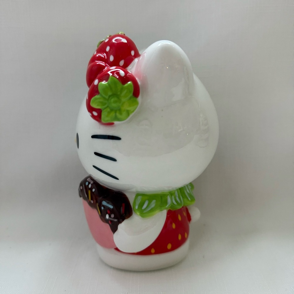 BLUE SKY CLAYWORKS SANRIO HELLO KITTY WINK STRAWBERRY DRESS HEART (NEW) - Picture 2 of 4